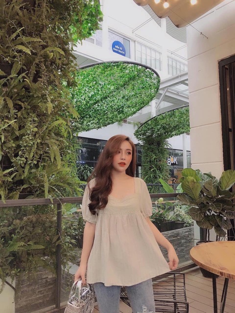 Áo Cổ Vuông Pha Ren