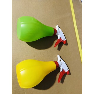 Bình xịt tưới cây nhỏ