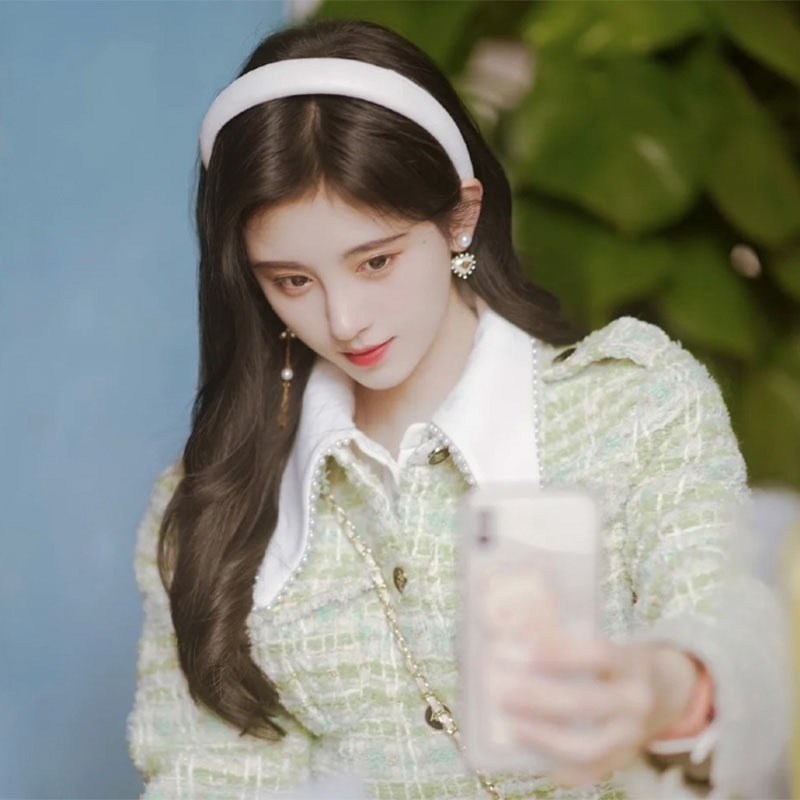 Cài tóc xốp màu sắc đơn giản thời trang