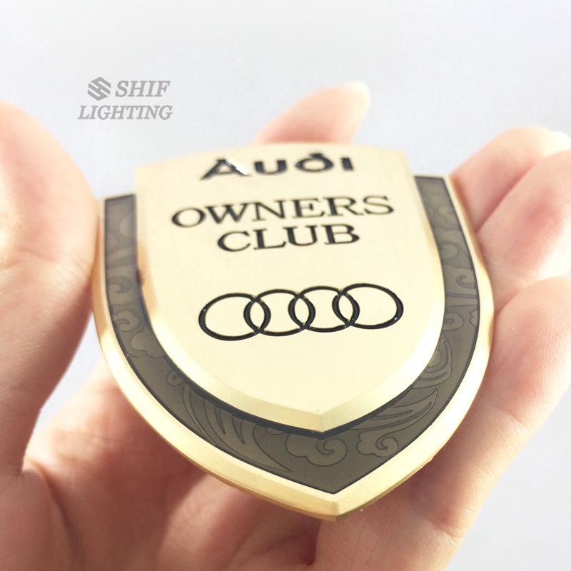 Logo kim loại họa tiết chữ AUDI OWNERS CLUB dán trang trí xe ô tô