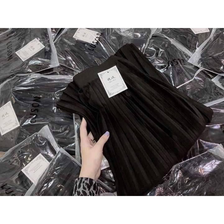 Chân váy dập ly thời trang /Chất đẹp lắm luôn nhé chân vay dập ly xinh lắm ạ - ZADOLA FASHION