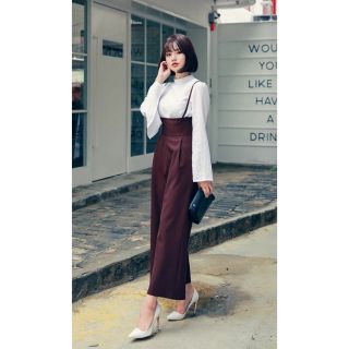 Quần yếm dài ống suông