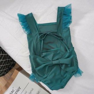 Đồ bơi liền thân cho bé