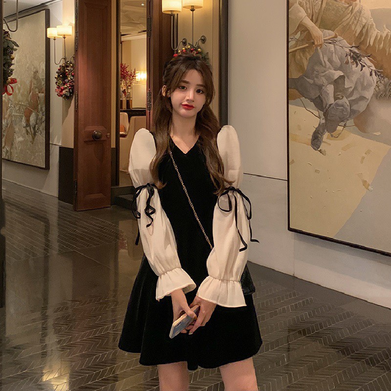 Đầm nhung đen nữ dáng chữ A thiết kế tay phồng thắt nơ tay