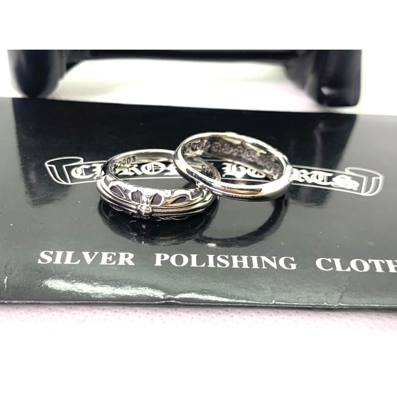 Nhẫn Chrome Heart Floral bạc có bảo hành.