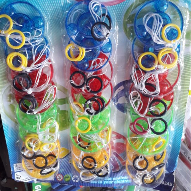 Con quay giựt kéo có đèn