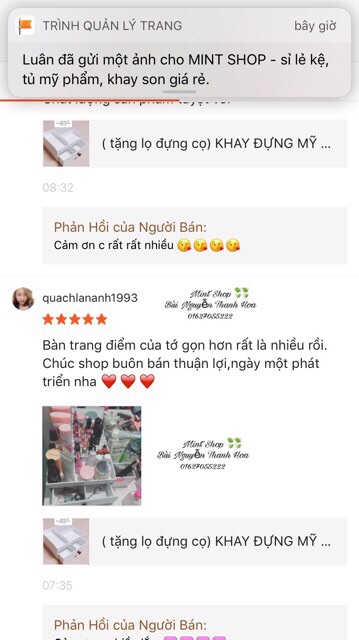 Kệ mỹ phẩm 25cm màu trắng núm gỗ đậm