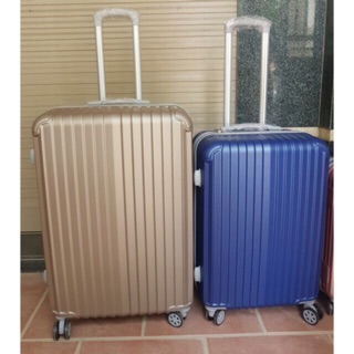 Vali combo size chống xước và va đập cao. Hàng có sẵn ko cần oder. Hàng đẹp hơn trong ảnh