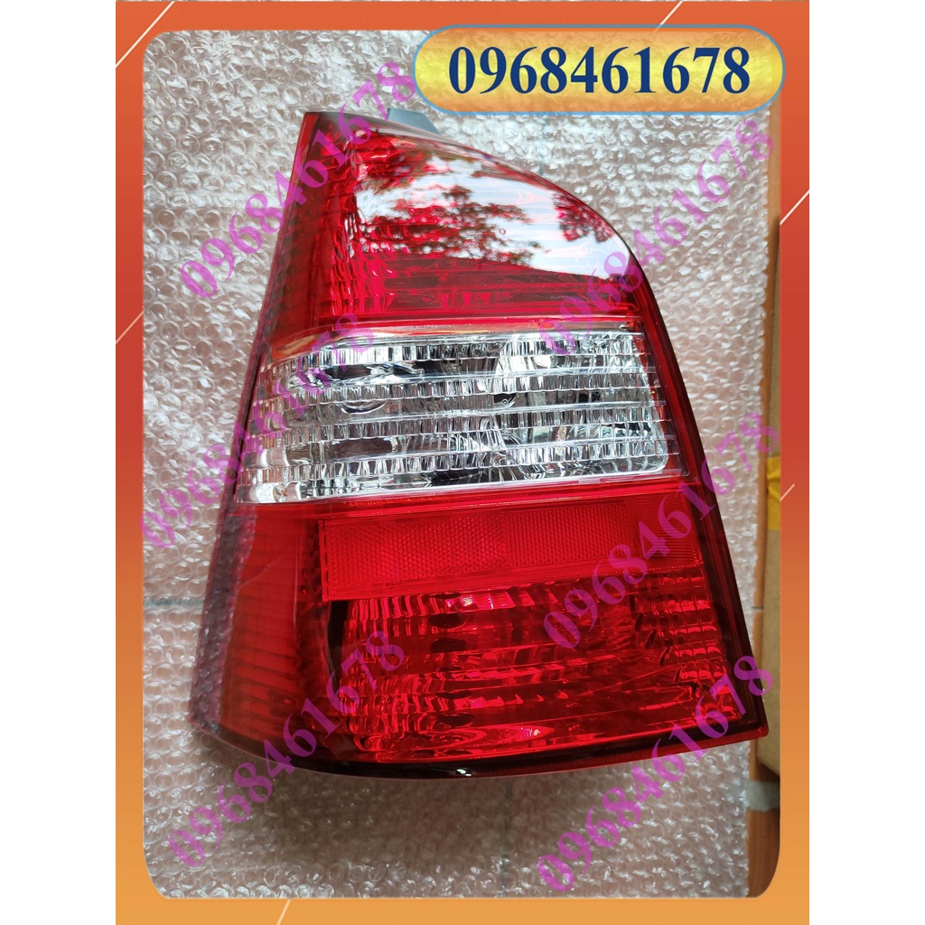 Đèn hậu Nissan Livina