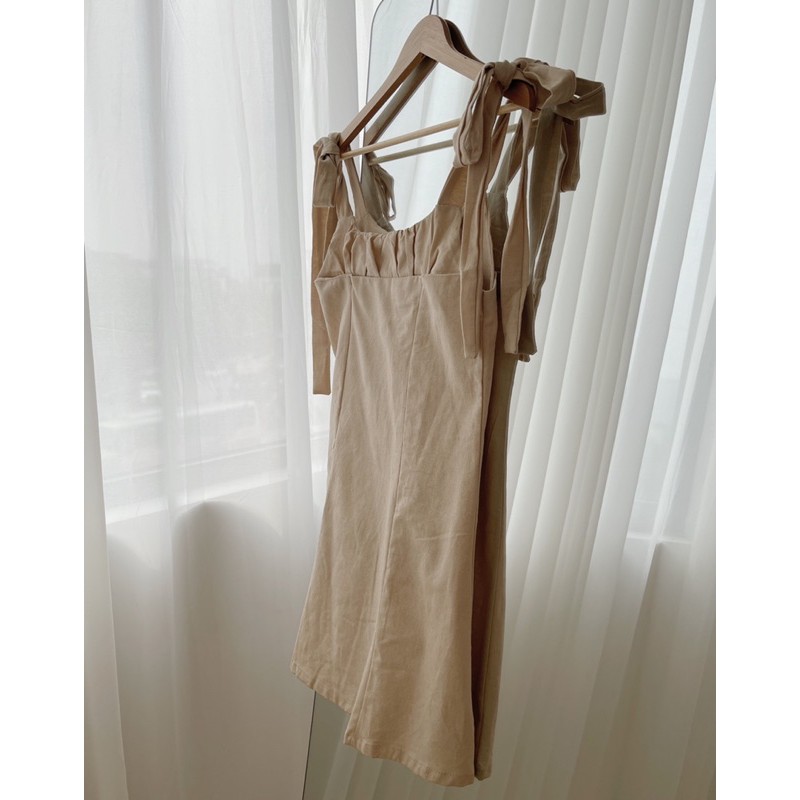 [Mã SKAMFA06 giảm 10% tối đa 50K đơn 0Đ] váy quai nơ nhún ngực 5172 | BigBuy360 - bigbuy360.vn