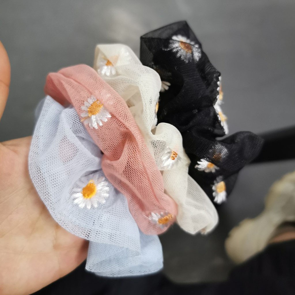 Cột tóc vải thêu Hoa Cúc Scrunchies CT40