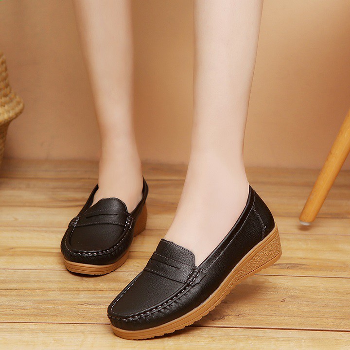 Giày độn đế nữ da mềm êm chân, giày slip on kiểu dáng Hàn Quốc cao 4cm GN05