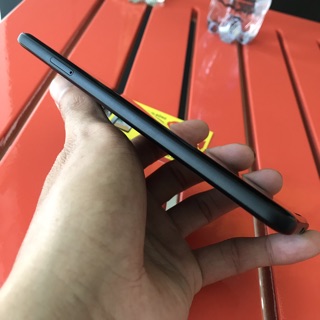 Điện thoại Google Pixel 2 XL