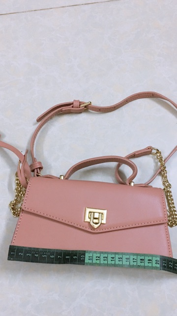 Thanh lý Túi đeo chéo Charles & Keith