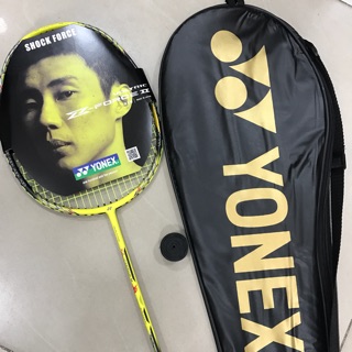 VỢT CẦU LÔNG YONEX ( combo siêu sốc gồm : túi ,lưới ,và cuốn cán)