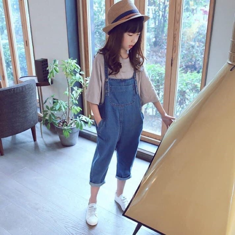 Set áo+ Yếm jean bé gái size đại