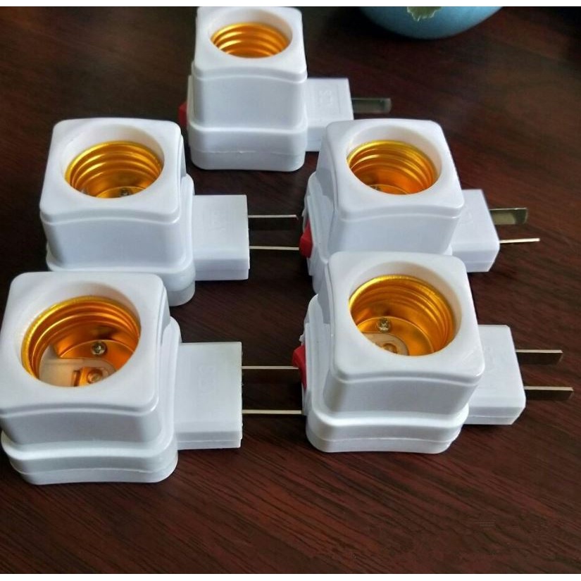 Phích cắm đui đèn E27 Ominsu vuông