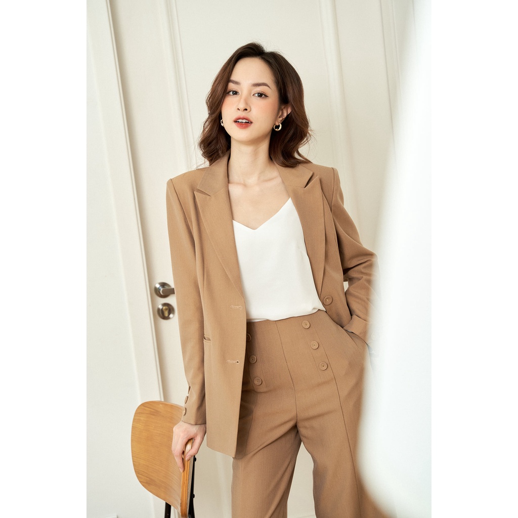 Áo vest cổ ve tay xẻ chéo đính khuy bọc TIINSTORE ADK234 | BigBuy360 - bigbuy360.vn