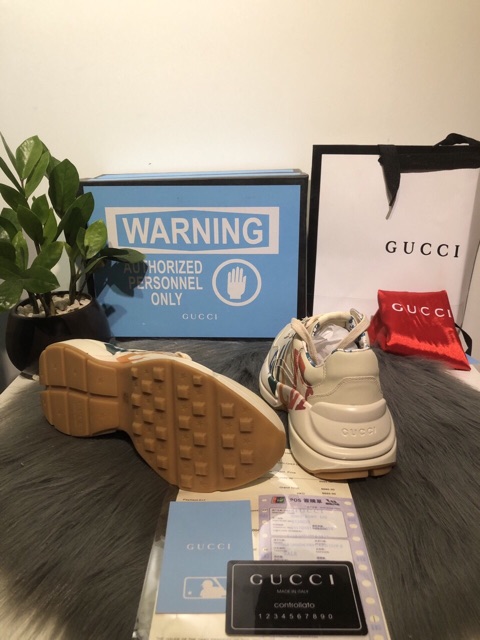 GIÀY 7 MÀU FULL UV CHỐNG BONG TRÓC-SẴN KHO KÈM ẢNH CHI TIẾT