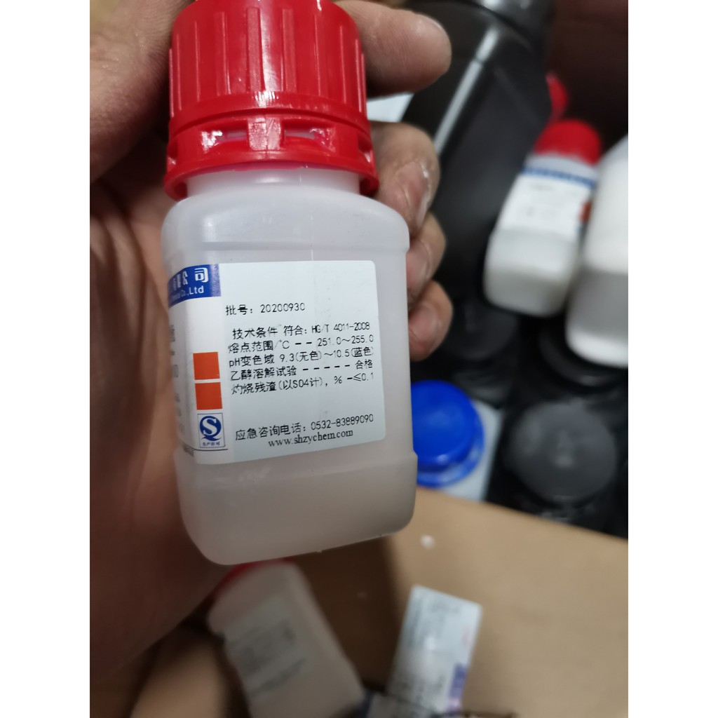 Hóa chất Thymolphthalein CAS 125-20-2 C28H30O4 lọ 10g