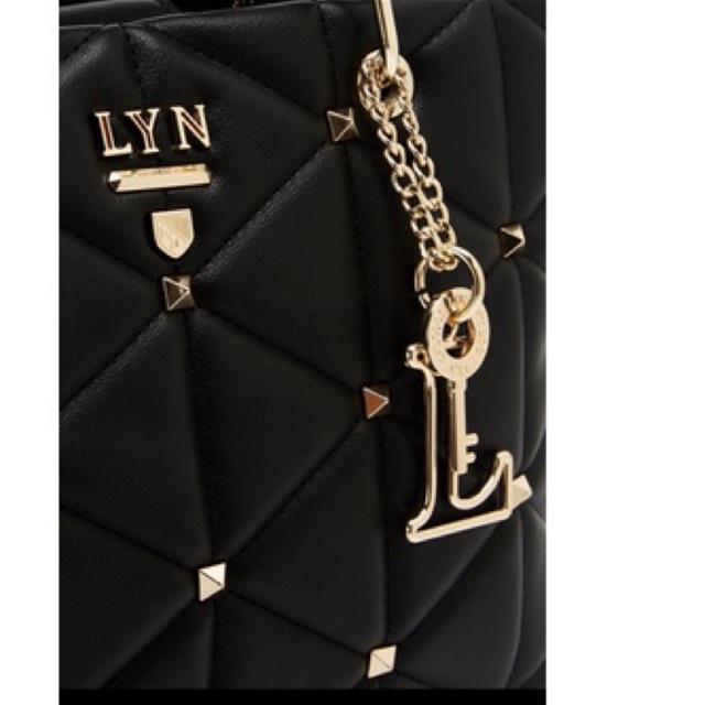 Túi LYN TRICIA SIZE L 25cm| Đen - Nâu