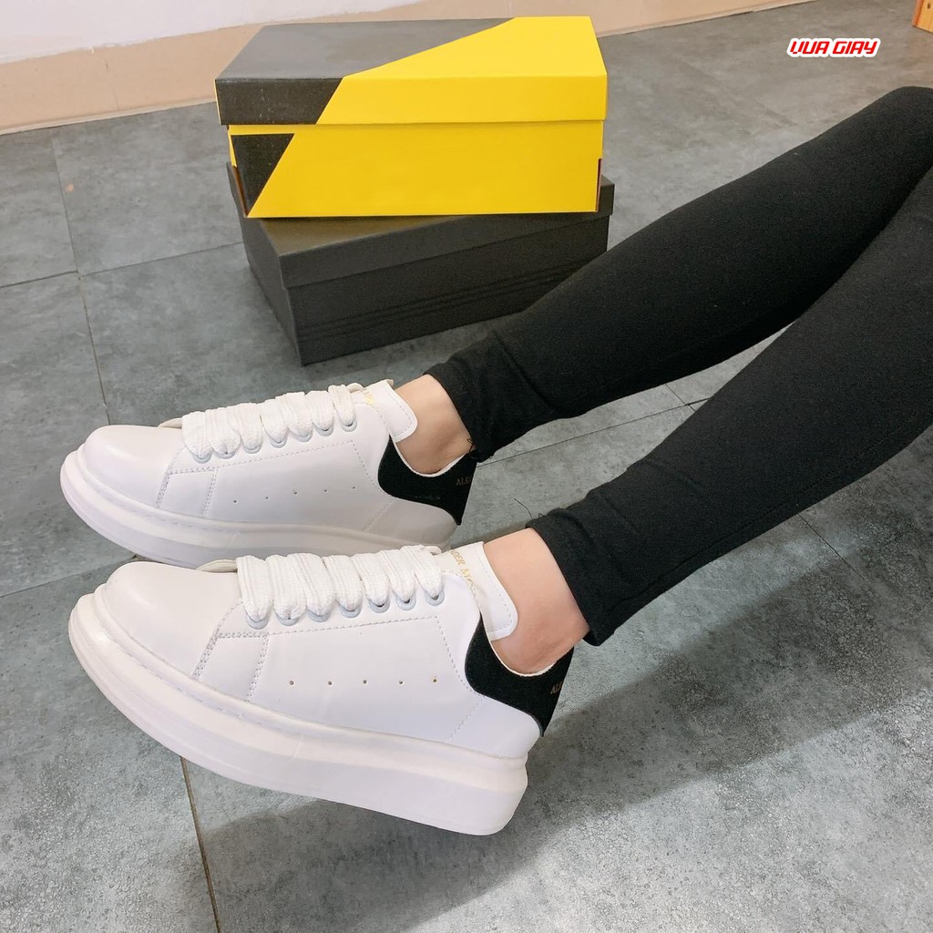 [Mã FAGREEN245 giảm tới 30K đơn 99K] Giày Thể Thao Nam Nữ mc bản đẹp gót nhung,dây lụa | BigBuy360 - bigbuy360.vn