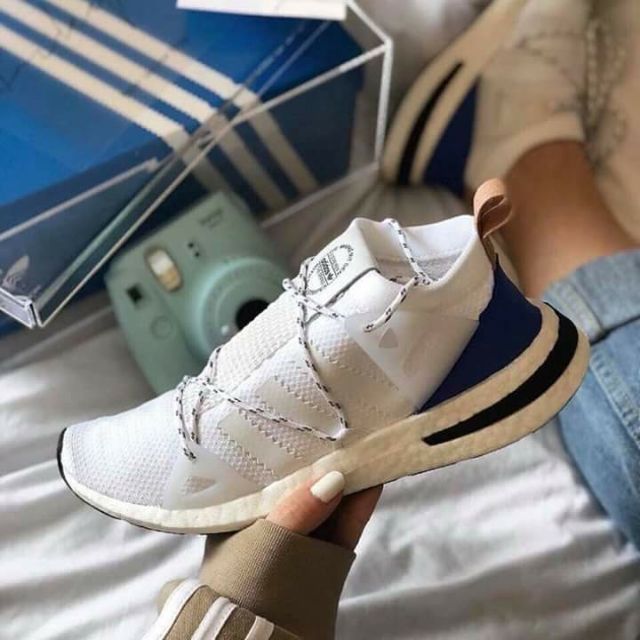 Giày thể thao adidas arkyn fullbox