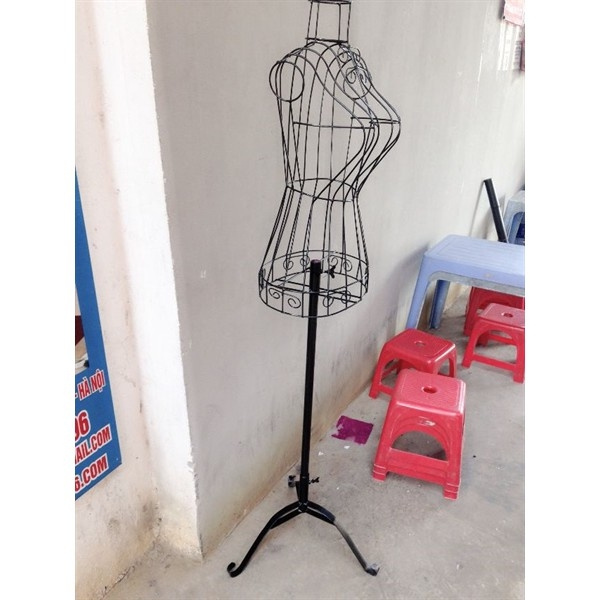 Manocanh sắt nữ, canh trưng bày dành cho cửa hàng và shop thời trang