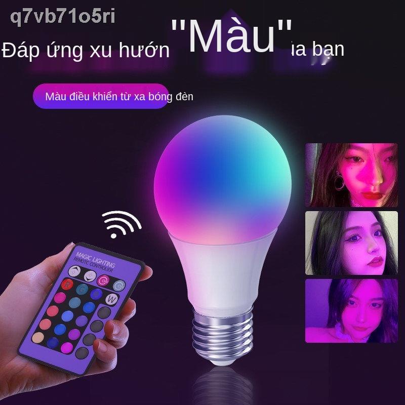 ┇  Tình yêu ánh sáng tán tỉnh bầu không khí dục ban đêm cặp vợ chồng phòng ngủ cạnh giường niềm đam mê lãng mạ