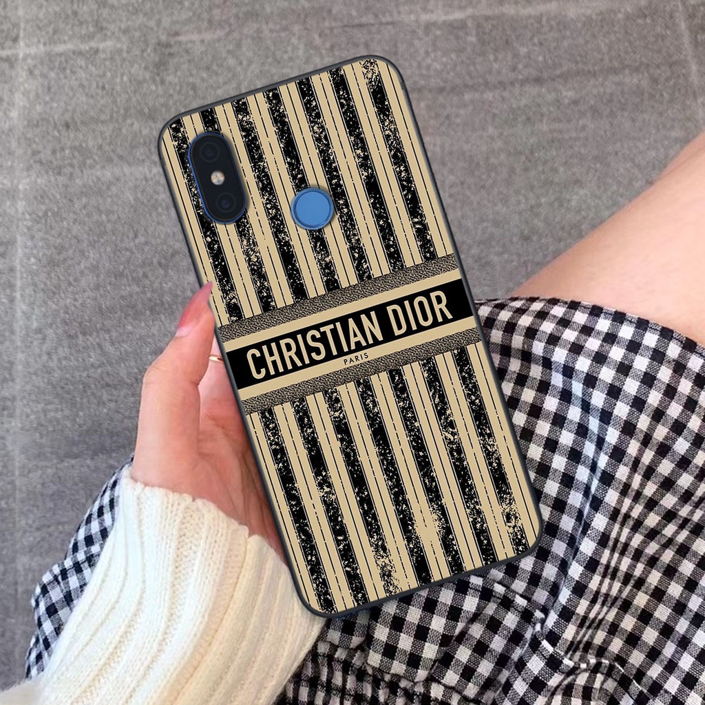 Ốp lưng Xiaomi Mi 8 / 8 Se gấu, thời trang, cao cấp - RẺ BỀN ĐẸP