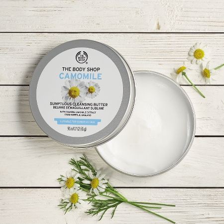 Sáp tẩy trang The Body Shop Camomile Sumptuous Cleansing Butter 90ml (hoa cúc la mã)