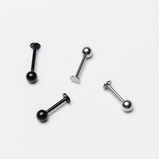 Khuyên môi