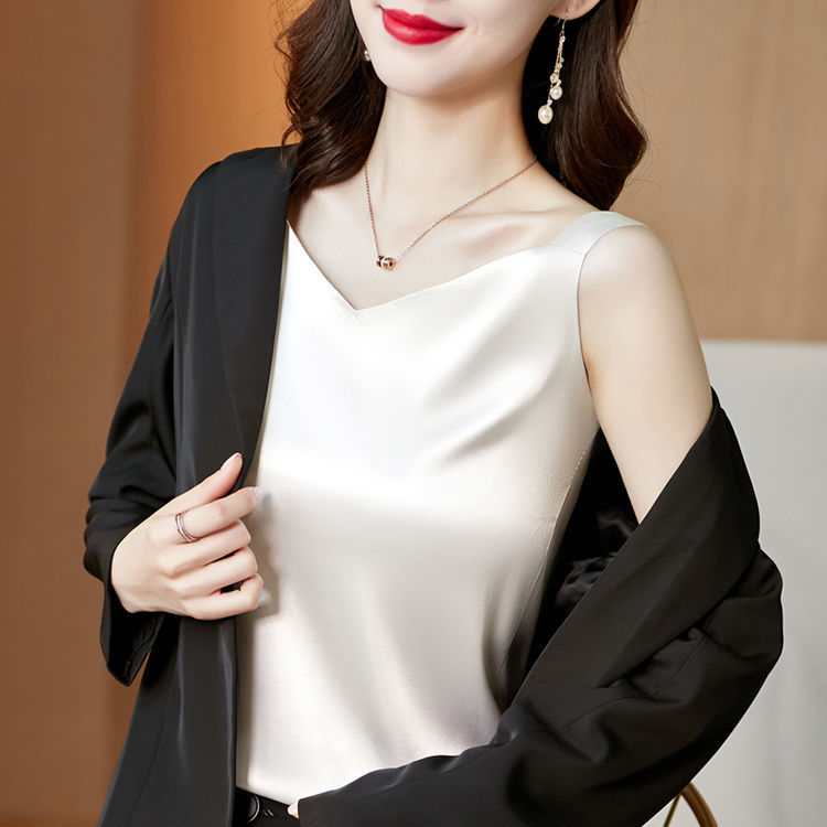Áo Hai Dây Vải Satin Thời Trang Cá Tính Cho Nữ | BigBuy360 - bigbuy360.vn