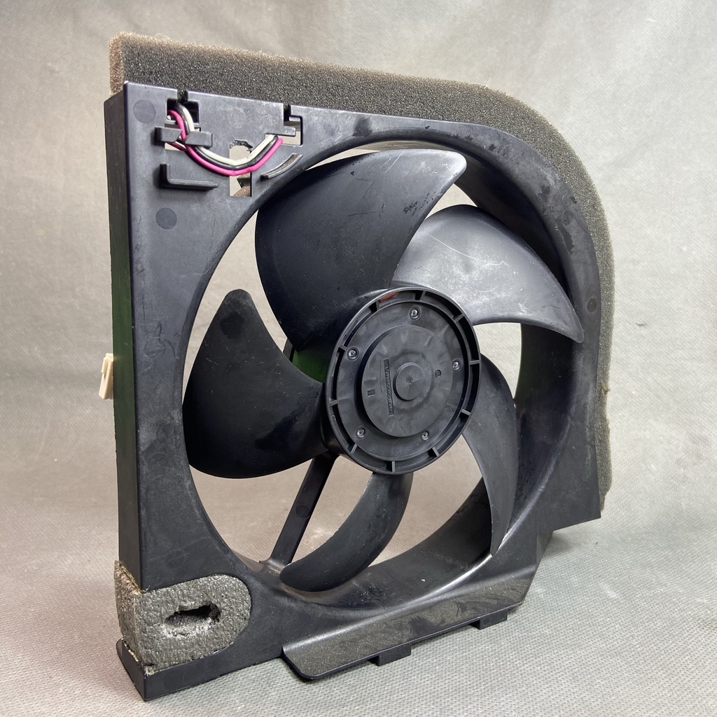 Quạt 17 cm NIDEC 12v 0.1A  gió siêu êm L19W12MS1A5-52K09