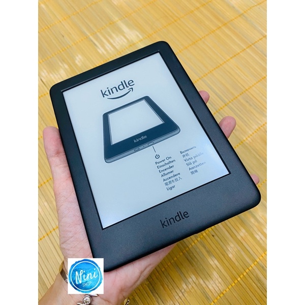 Máy đọc sách kindle basic used bảng có đèn nền tặng kèm cover bảo hành 6 tháng.