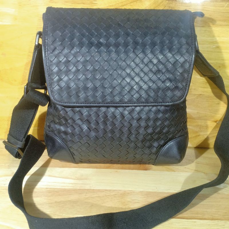 Túi đeo chéo nam da thật secondhand (túi si, đồ si, hàng thùng, uyen2hand vintage) 051101