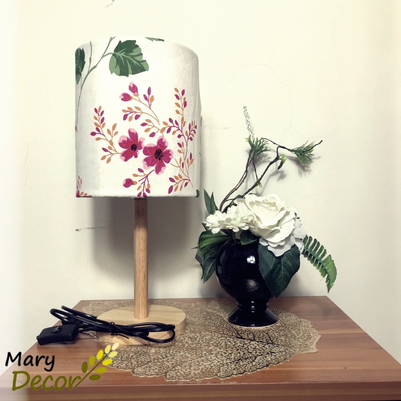 Đèn ngủ Mary Decor, đèn bàn trang trí chân gỗ tự nhiên, chao vải canvas vintage - HOA HỒNG -DB-P10