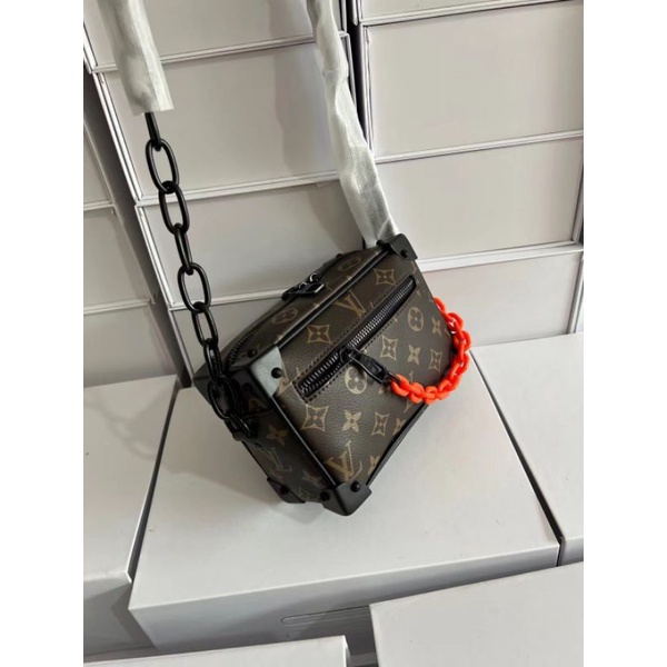Túi đeo chéo LV mini Trunk sz18cm chất da dày dặn dáng đeo cá tính fullbox