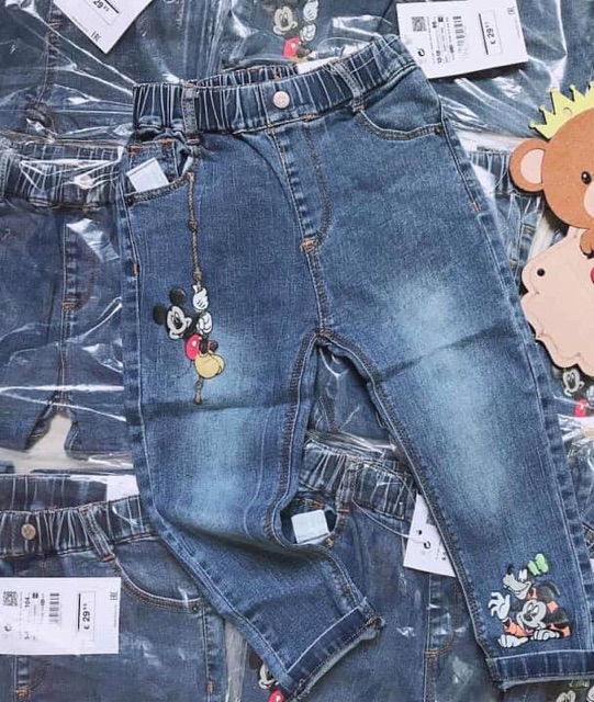 Quần jean Zara Mickey