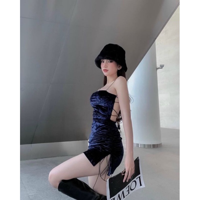 Đầm body nhung đan lưng sẵn mút ngực xẻ tà rút dây gợi cảm