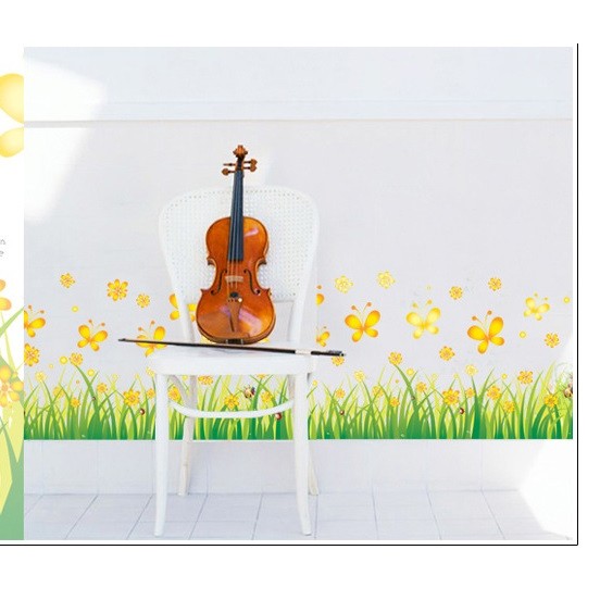 Decal dán chân tường Bướm vàng - DCT007