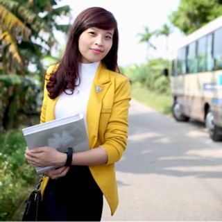 Áo vest thiết kế công sở + váy hồng