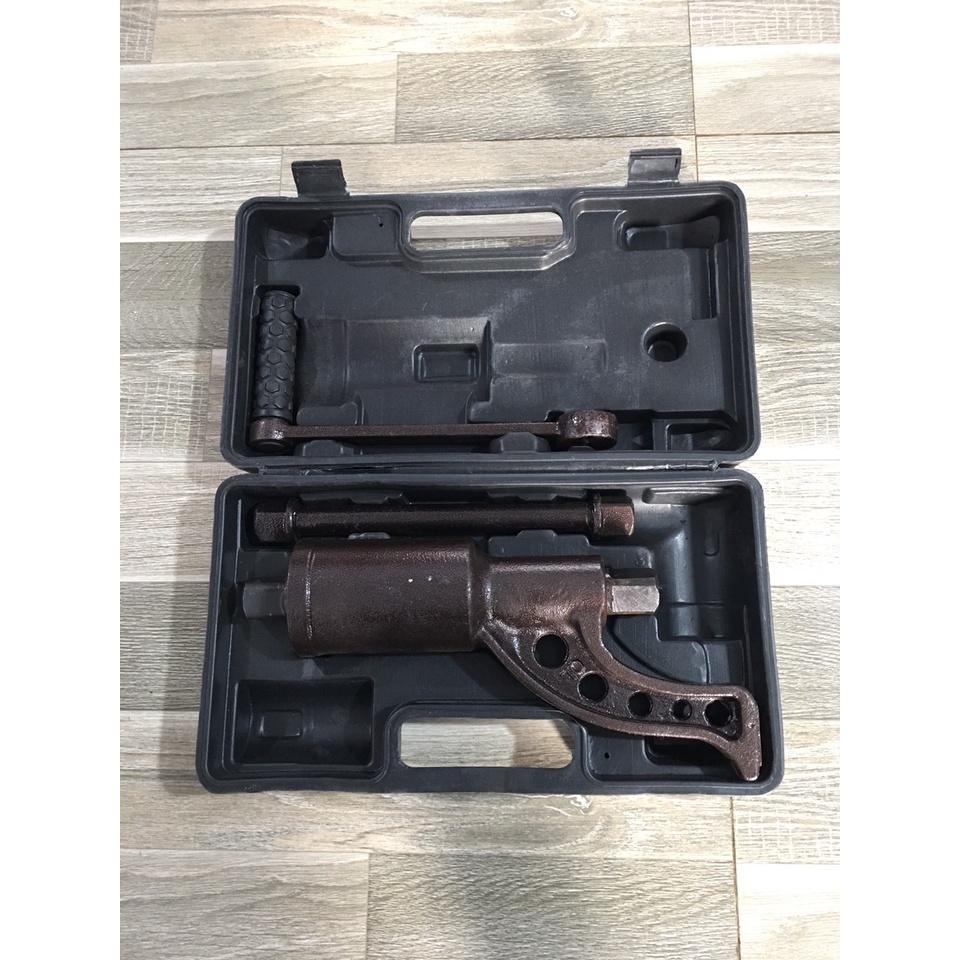 Sản phẩm gia đình làm:  Bộ tháo lốp  không kèm khẩu 1:65 - 1:60