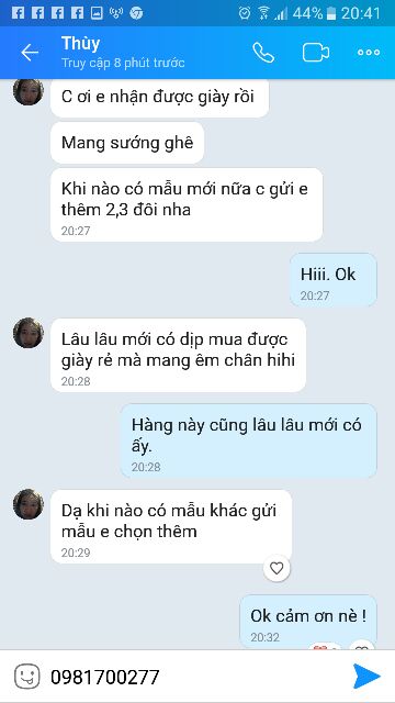 Giày Vnxk chính hãng .k phải hàng chợ nhái mã nha mn. Uư tính êm chân tuyệt đối. Siêu bền .dù đi mưa đi nắng .k trơn ...