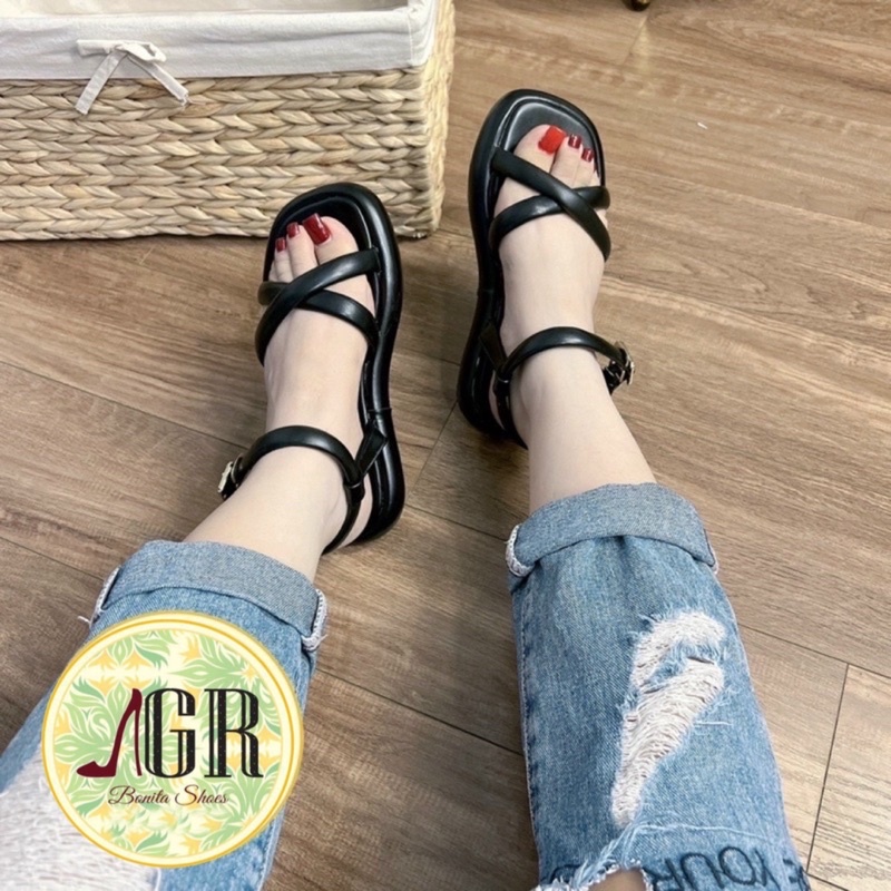 Sandal xuồng dây tròn quai X khoá gài xinh 2,5 cm