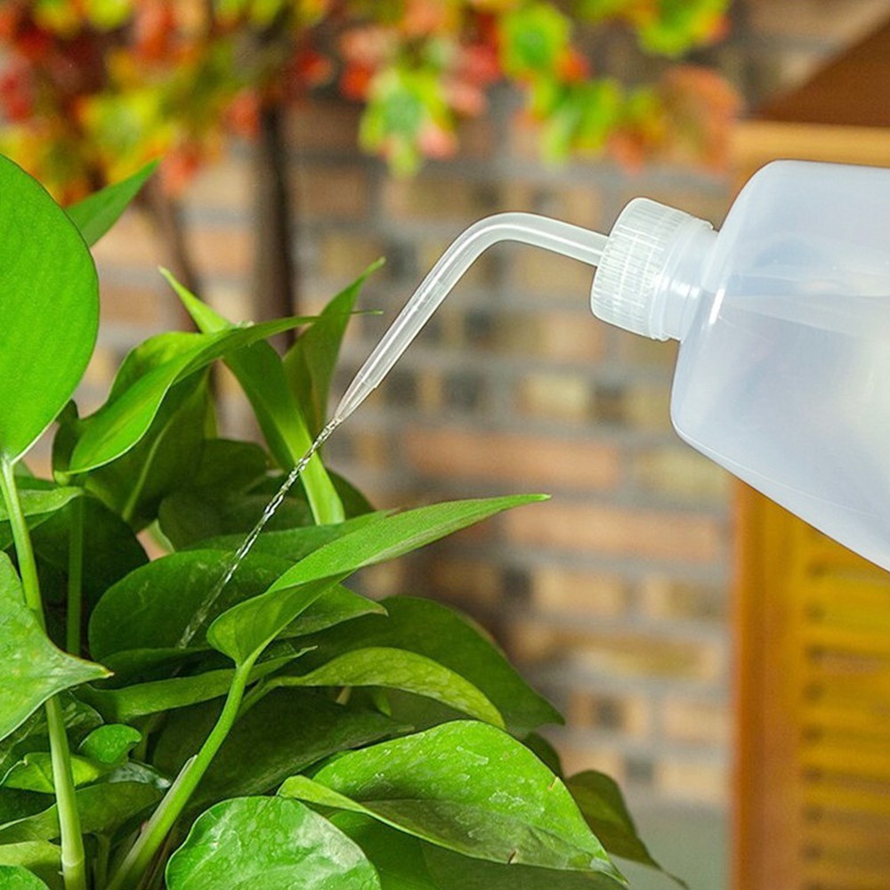Bình Nhựa Đựng Dung Dịch Vệ Sinh Hình Xăm 250/500ml
