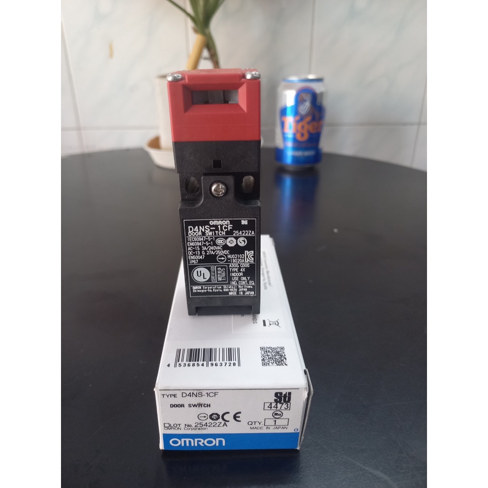 Công tắc hành trình D4NS-1CF