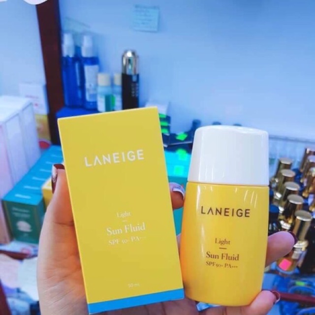 KEM CHỐNG NẮNG DẠNG LỎNG LANEIGE LIGHT SUN FLUID SPF50+PA+++