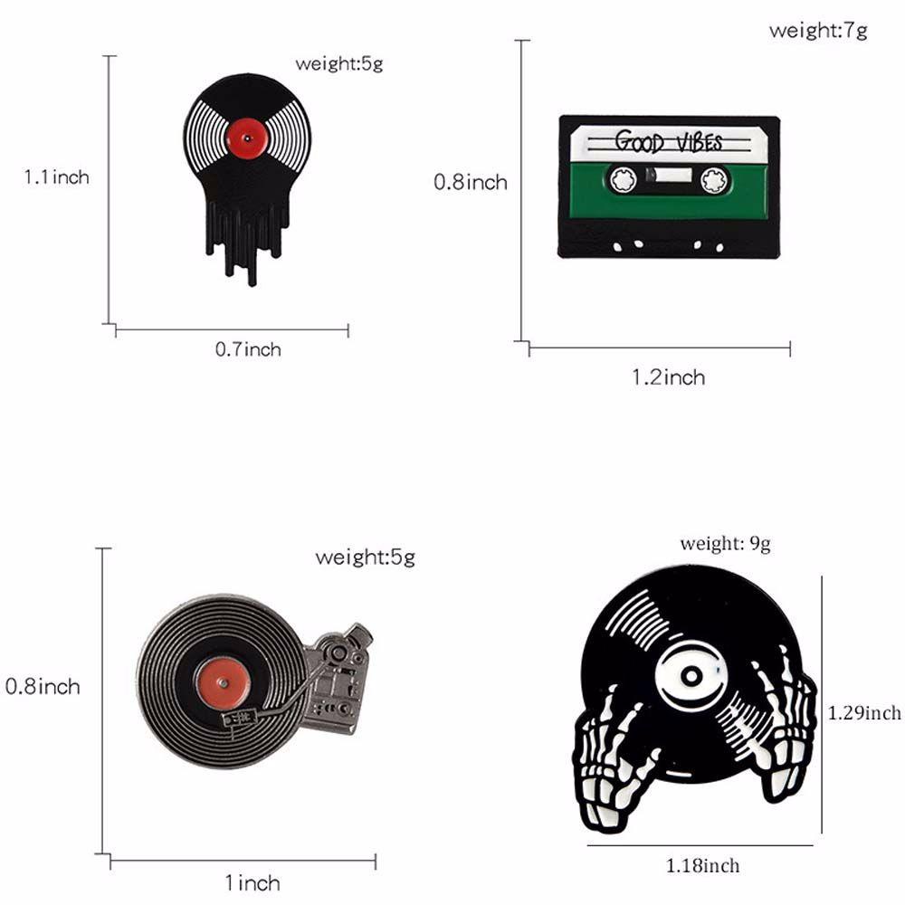 QQMALL Ghim Cài Ba Lô Hình Máy Ghi Âm Phong Cách Punk Cho Nữ