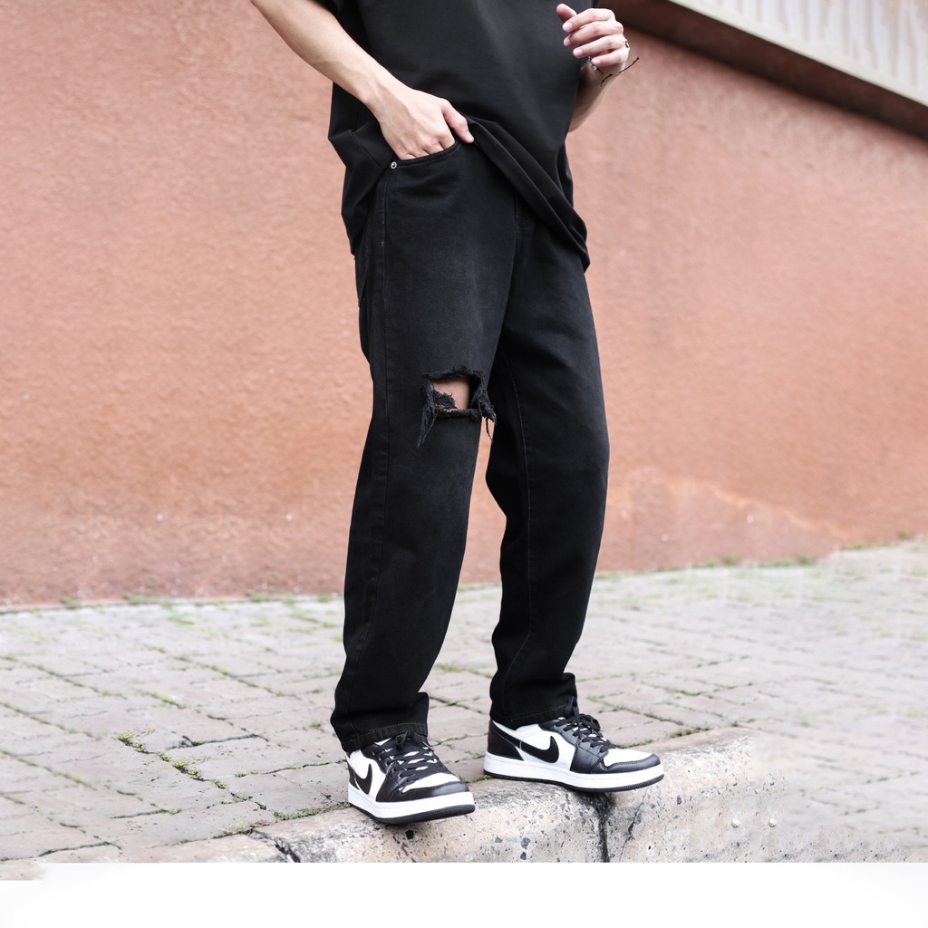 Quần Jean Nam Baggy Đen Ống Suông Rộng Rách Gối Kiểu Vải Denim Chất liệu Cotton